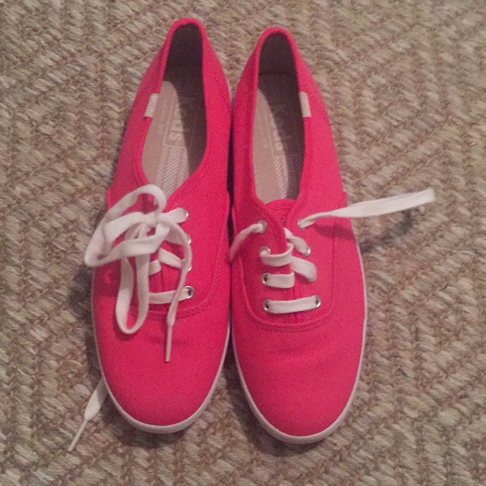 Hot pink keds